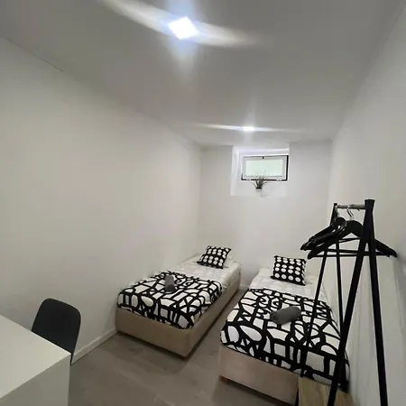 Quarto em Acomodações Particulares Jerome *